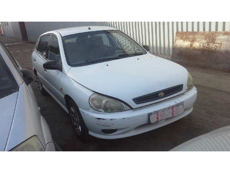 kia rio del año 2001