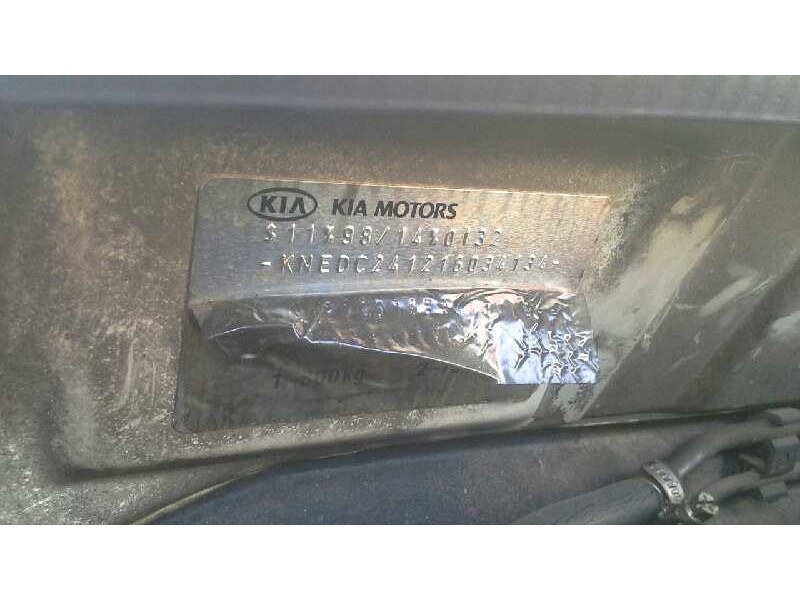 kia rio del año 2001