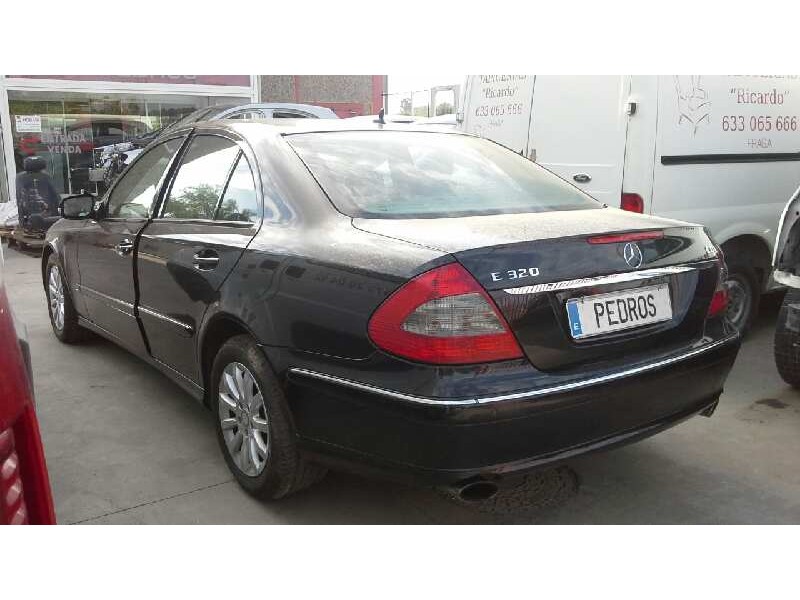 mercedes-benz clase e (w211) berlina del año 2007