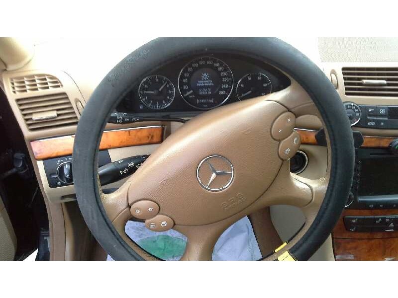mercedes-benz clase e (w211) berlina del año 2007