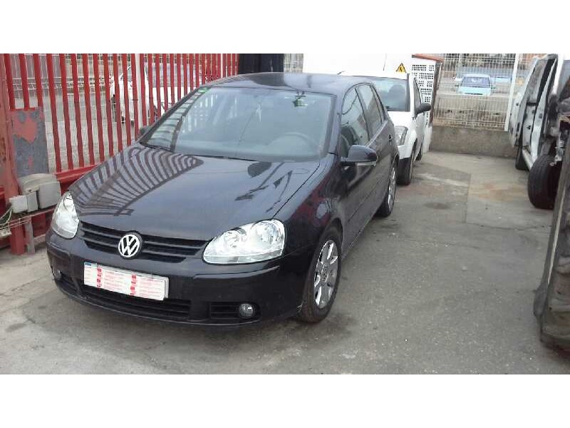 volkswagen golf v berlina (1k1) del año 2005