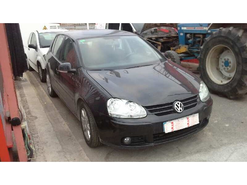 volkswagen golf v berlina (1k1) del año 2005