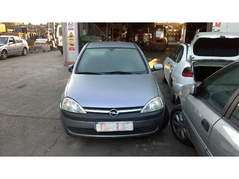 opel corsa c del año 2003