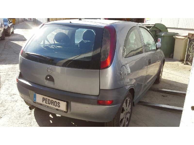 opel corsa c del año 2003