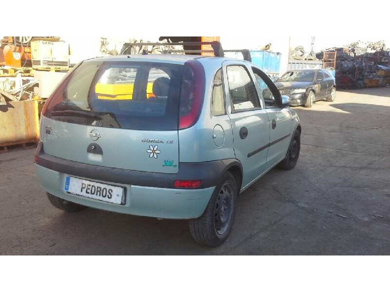 opel corsa c del año 2002