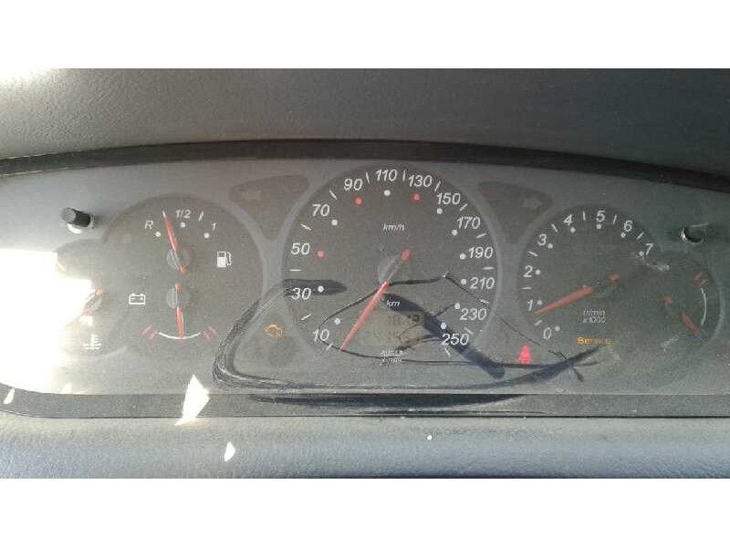 citroën c5 berlina del año 2001