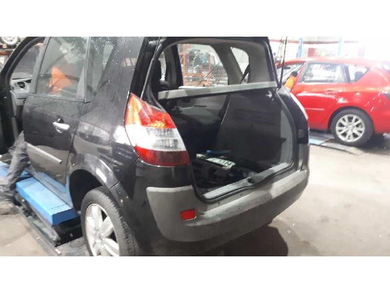 renault scenic ii del año 2006