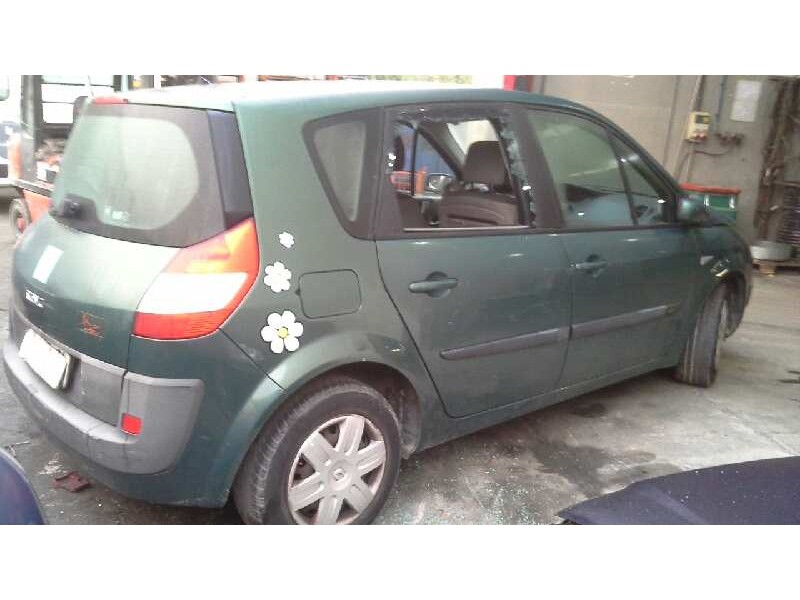 renault scenic ii del año 2004