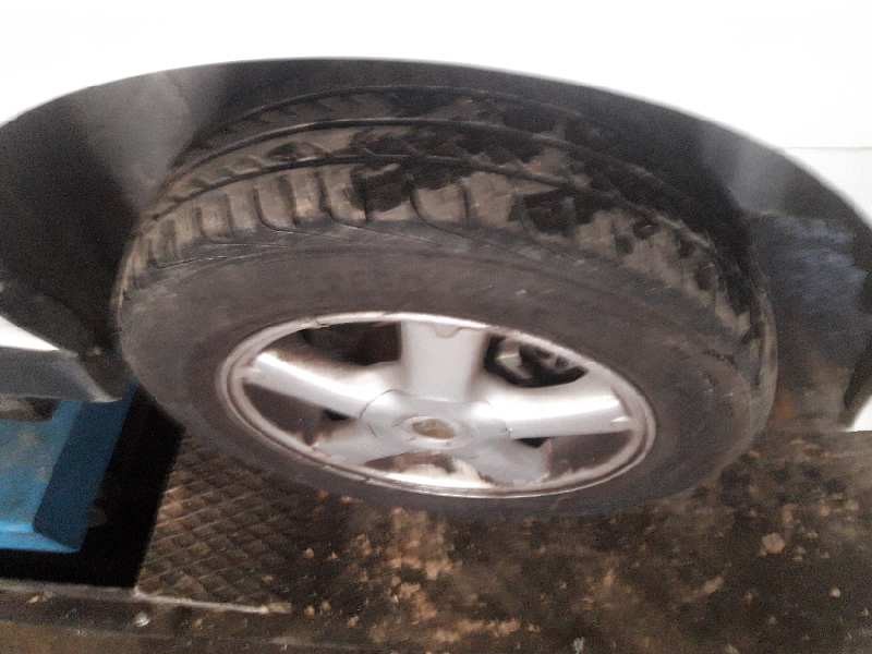 nissan almera (n16/e) del año 2001