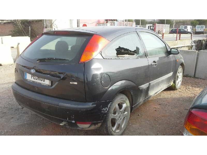 ford focus berlina (cak) del año 2004