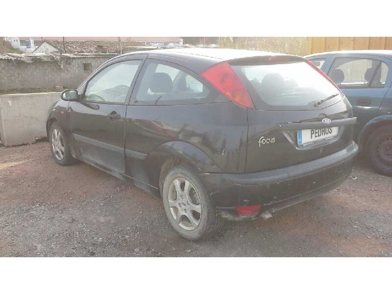 ford focus berlina (cak) del año 2004