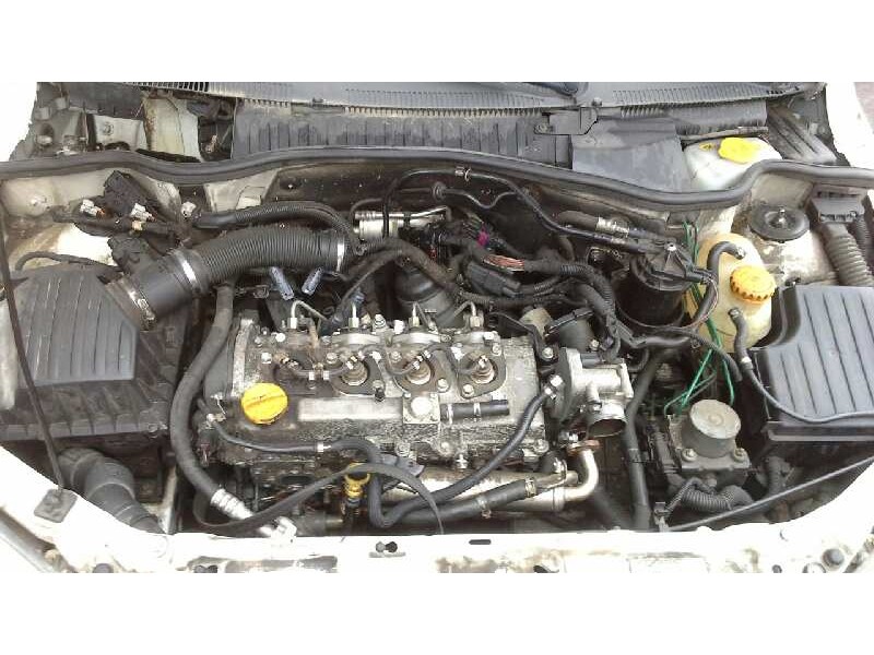 opel combo (corsa c) del año 2008