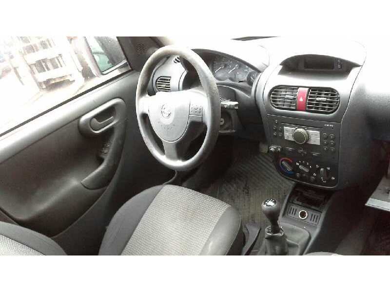 opel combo (corsa c) del año 2008