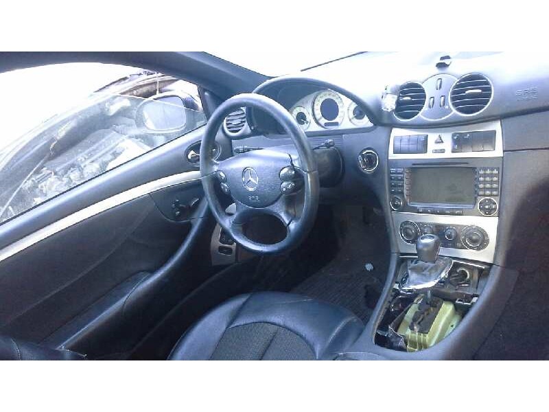 mercedes-benz clase clk (w209) coupe del año 2006
