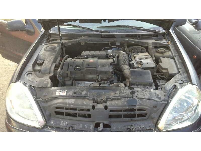 citroën xsara berlina del año 2001