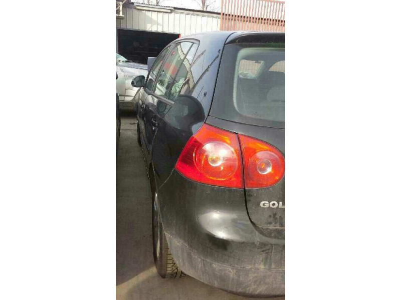 volkswagen golf v berlina (1k1) del año 2006