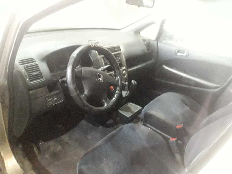 honda stream (rn1/3) del año 2002