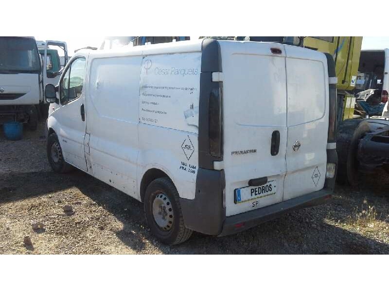 nissan primastar (x83) del año 2003