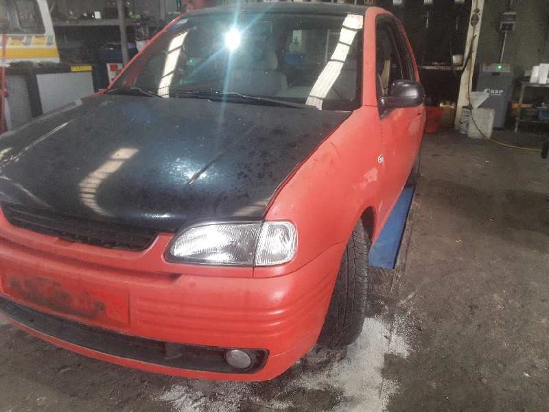 seat arosa (6h1) del año 2001