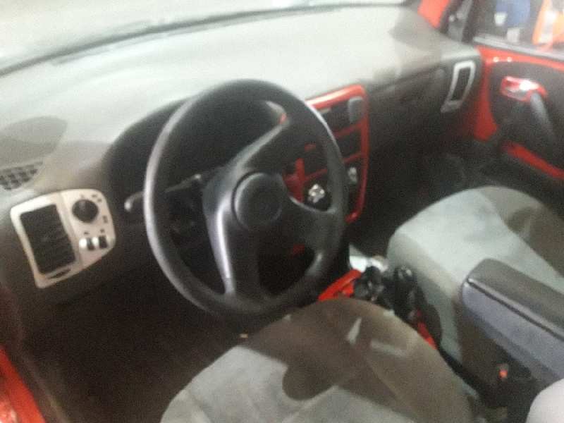 seat arosa (6h1) del año 2001