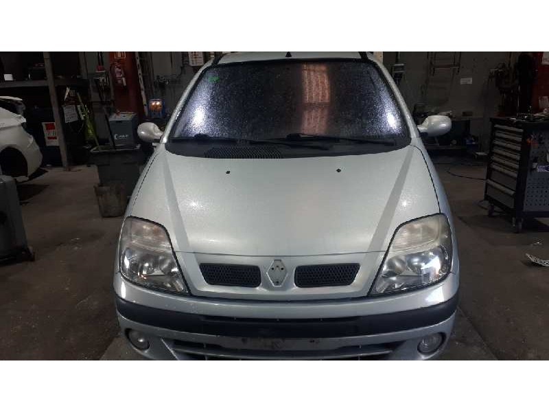 renault scenic (ja..) del año 2001