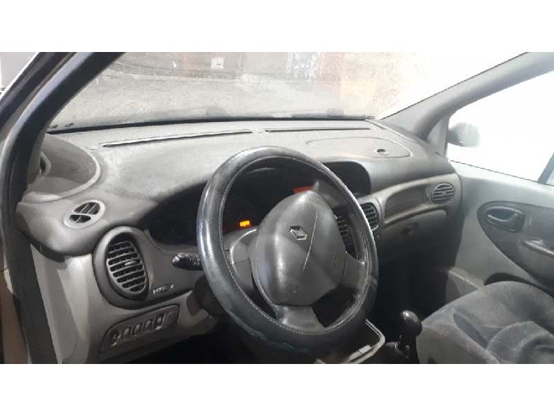 renault scenic (ja..) del año 2001