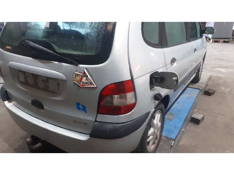 renault scenic (ja..) del año 2001