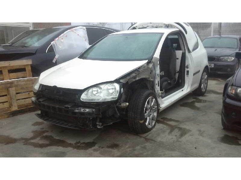 volkswagen golf v berlina (1k1) del año 2008