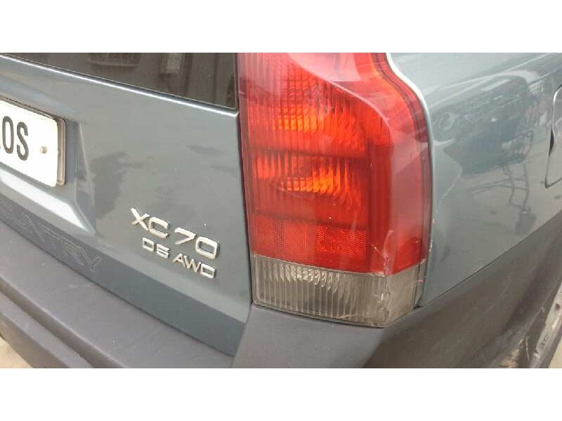volvo xc70 del año 2002