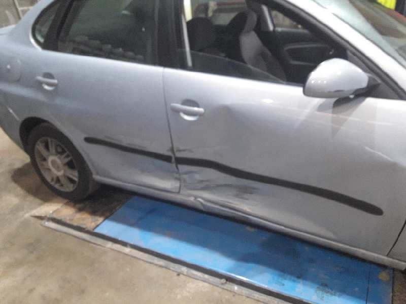 seat cordoba berlina (6l2) del año 2004