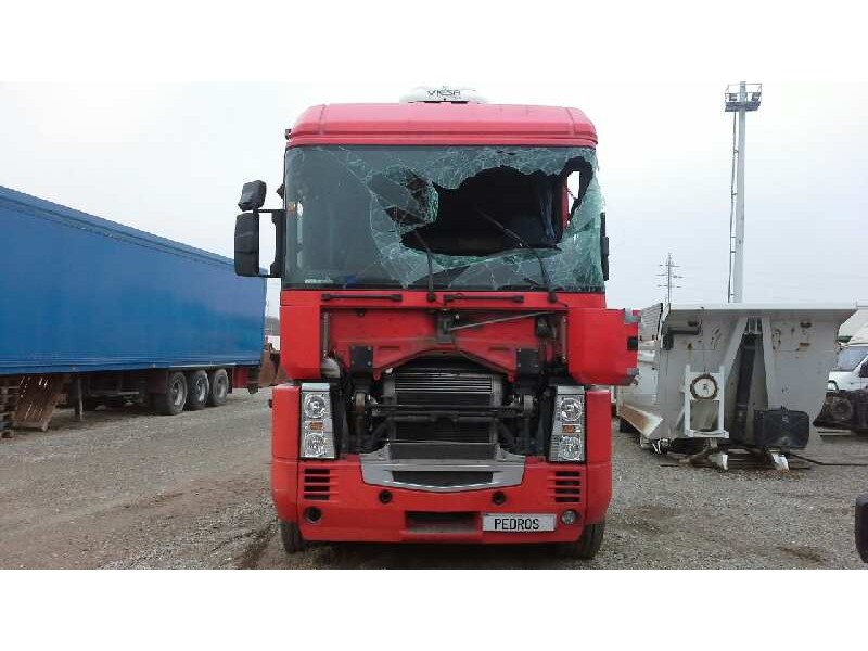 renault magnum del año 2002