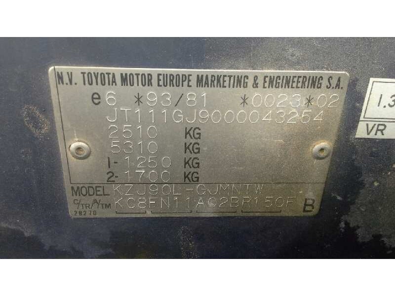 toyota land cruiser (j9) del año 2001