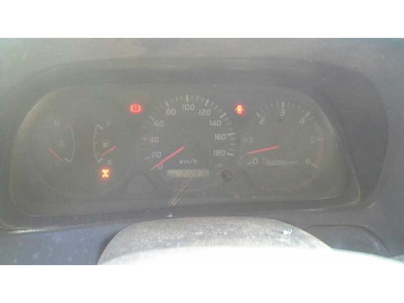 toyota land cruiser (j9) del año 2001