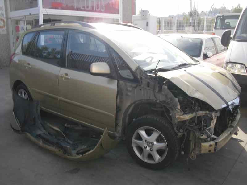 toyota corolla verso (e12) del año 2002