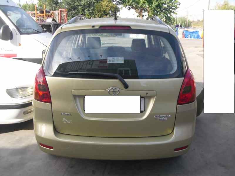 toyota corolla verso (e12) del año 2002