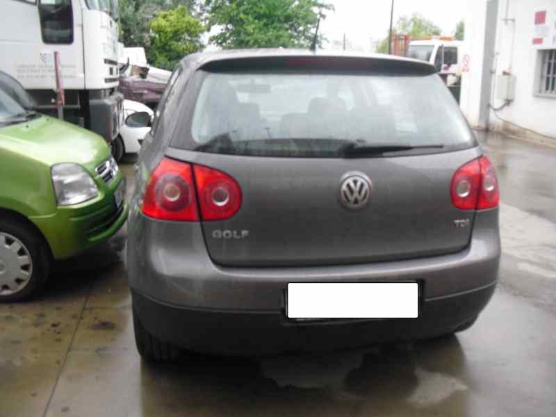 volkswagen golf v berlina (1k1) del año 2006