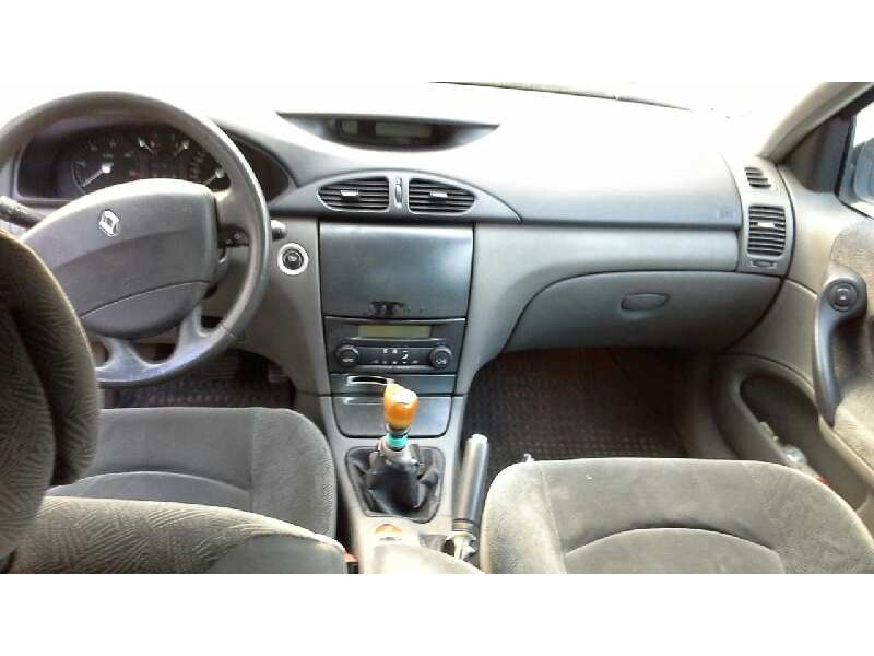 renault laguna ii (bg0) del año 2002