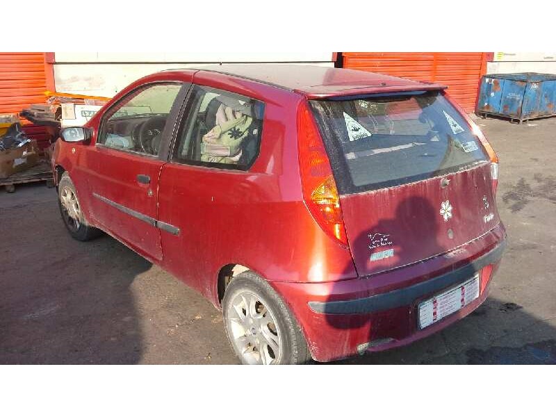 fiat punto berlina (188) del año 2001