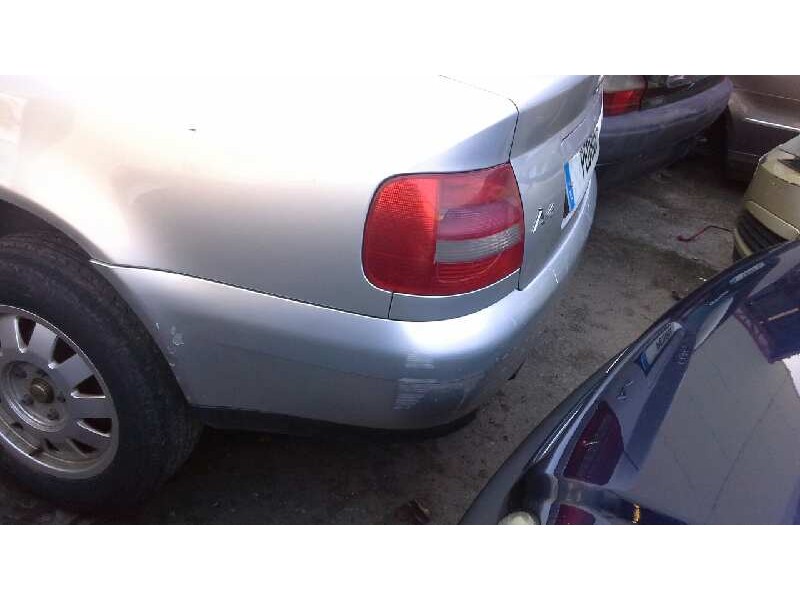 audi a4 berlina (b5) del año 2000