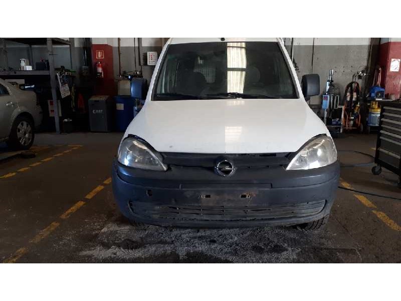 opel combo (corsa c) del año 2002