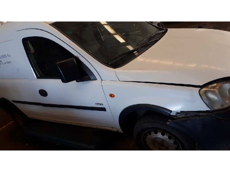 opel combo (corsa c) del año 2002