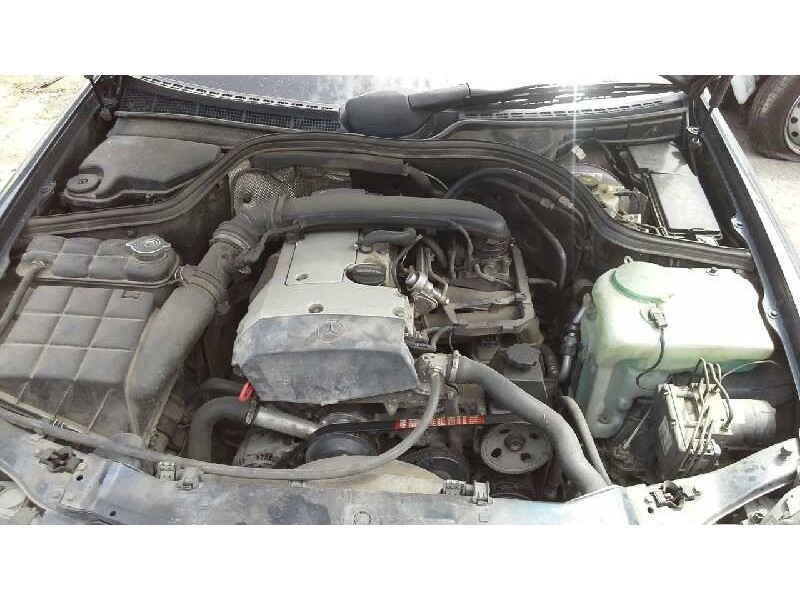 mercedes-benz clase clk (w208) coupe del año 1998