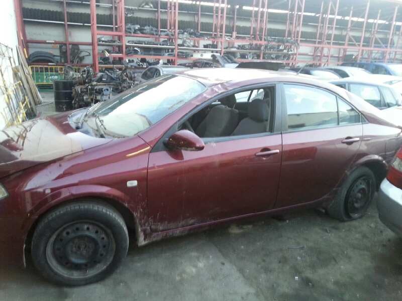 nissan primera berlina (p12) del año 2002