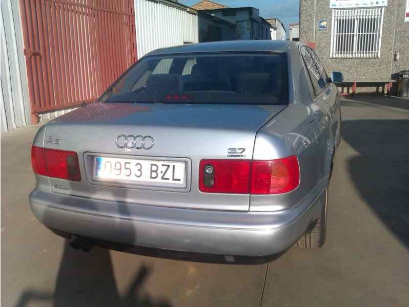 audi a8 (d2) del año 1999