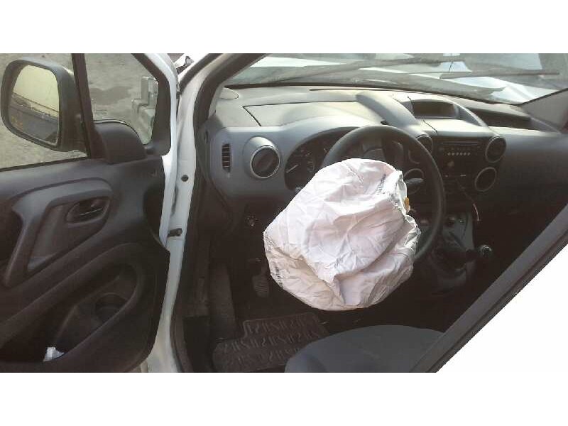 peugeot partner kasten del año 2013