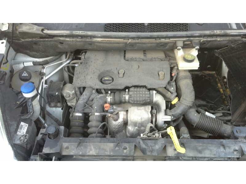 peugeot partner kasten del año 2013