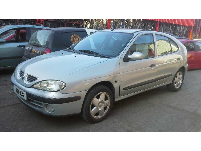 renault megane i fase 2 berlina (ba0) del año 2000