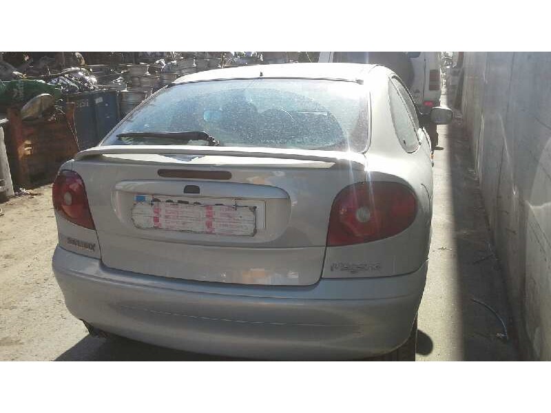 renault megane i coupe fase 2 (da..) del año 2000