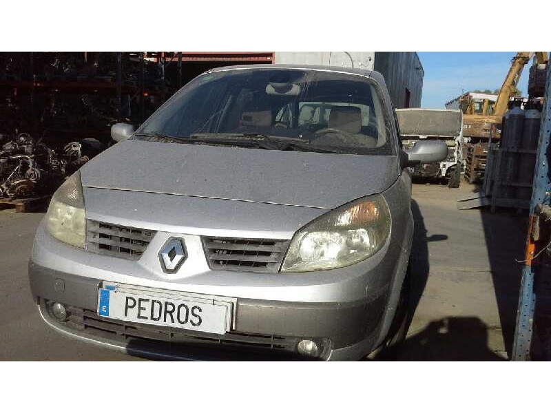 renault scenic ii del año 2005