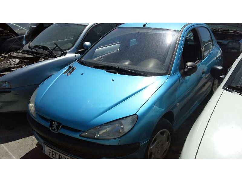 peugeot 206 berlina del año 2002
